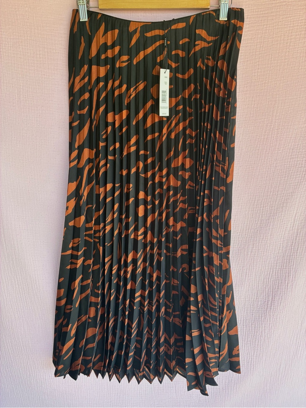 Tahari Pleated Midi Skirt Abstract Animal Print Medium